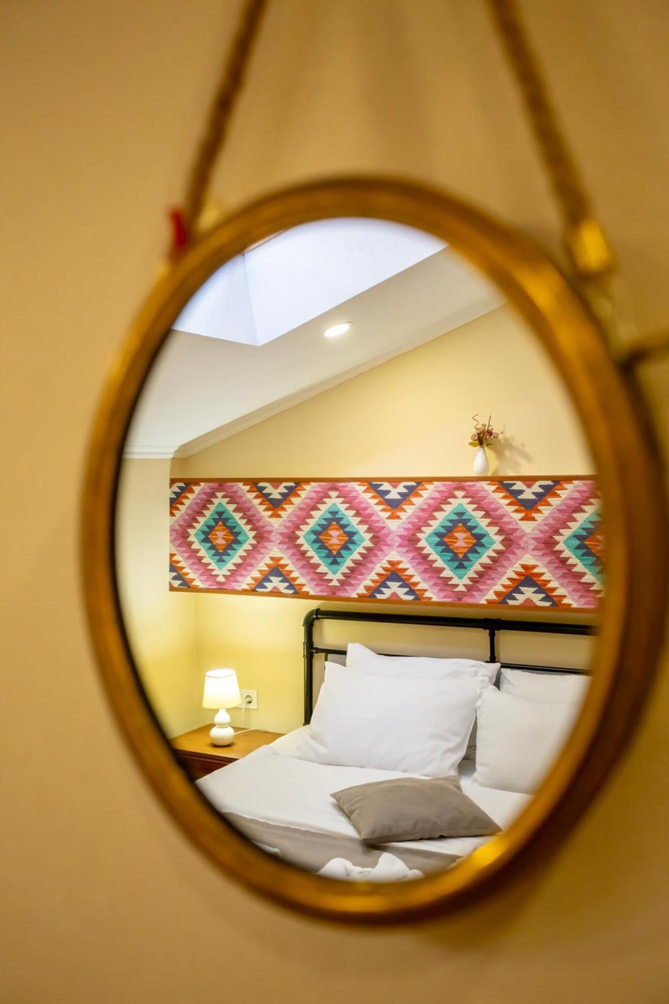 Hotel Middleton Тбилиси Екстериор снимка